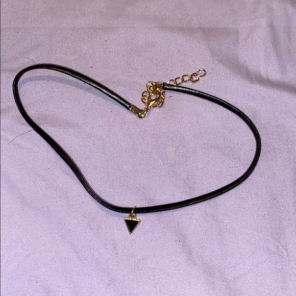 Simple Mod Gothic Choker with Faux Leather string - Picture 2 of 3